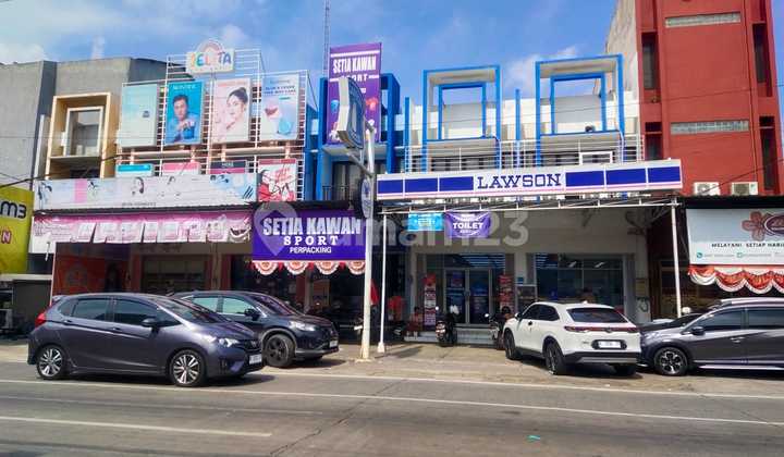 2-Story Shophouse in the Center of Kudus City, Jl. HM Subchan No. 1 2