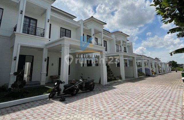 Rumah Classic Mewah di Yogyakarta