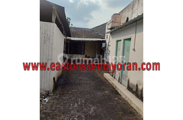 For Rent Central Semarang Building