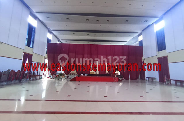 For Rent Central Semarang Building