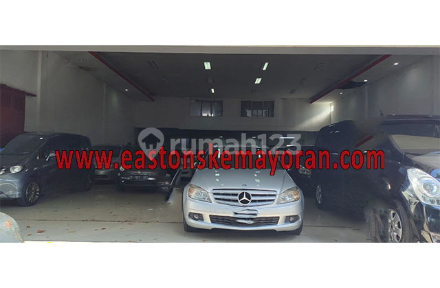 Disewakan Gedung Regol