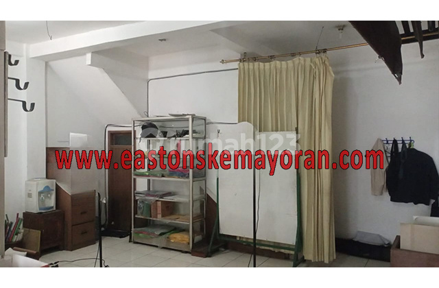 For Rent: Cinere Shop House