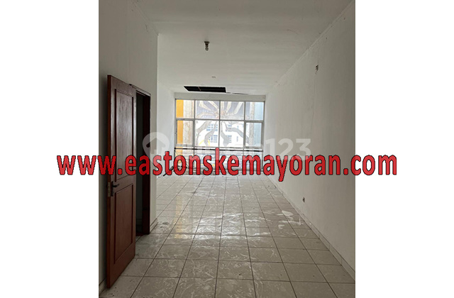 Shop House for Sale in Jatisampurna 2