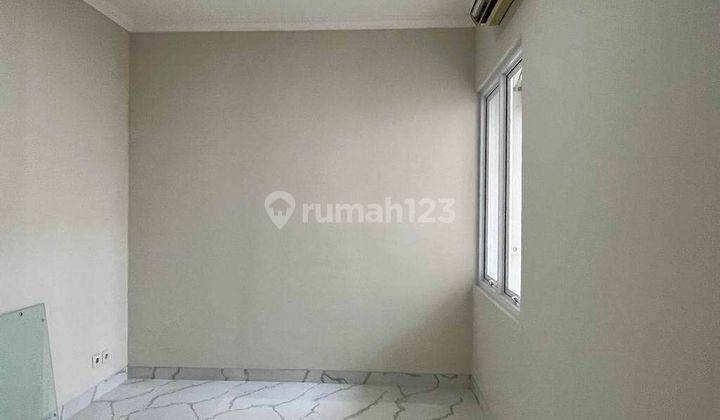 Dijual Rumah Apik Nan Strategis Di Bsd City Pd012740 2