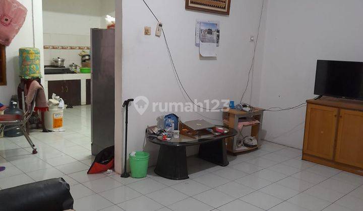 Disewakan Rumah Lokasi Strategis Di Tangerang Selatan Pd012975 1