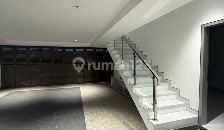 For Sale Luxurious Ready-to-Occupy House in Sukajadi Batum Center 2