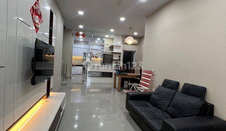 Disewa Rumah Mewah 2 Lantai Full Furnish Permata Baloi Batam 2