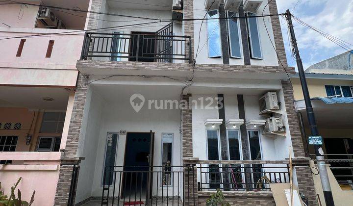 Rumah Kembang Sari Bagus Semi Furnished HGB Lubuk Baja, Batam 1