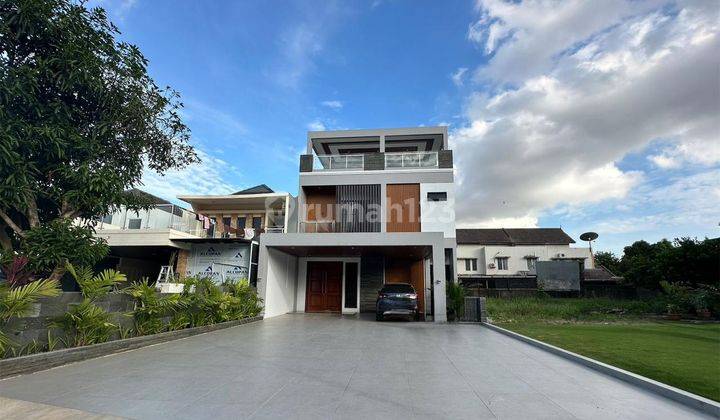 Rumah Baru Mewah 3 Lantai di Beverly Green Batam Center 2