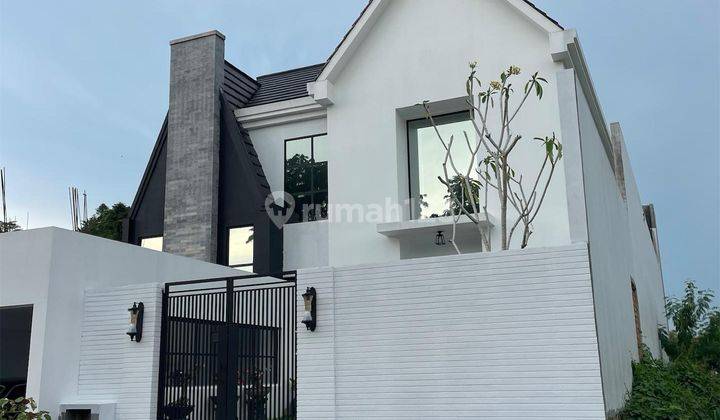 JUAL RUMAH MEWAH CROWN HILL ESTATER BATAM CENTER DESIGN CLASSIC 2