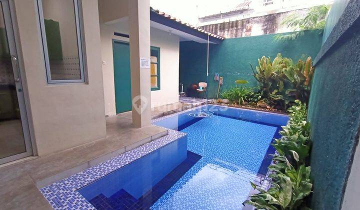 Rumah Siap Huni Depan Green Area, Furnish, Kolam Renang, Sentul 1