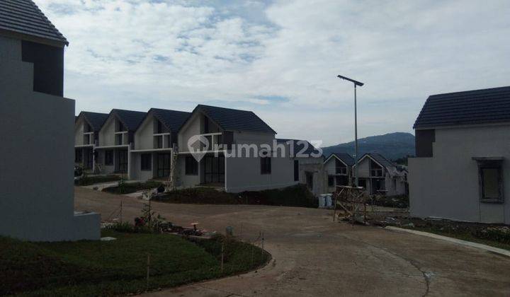 Rumah Siap Huni di Cluster Paling Baru di Sentul City View Gunung 1