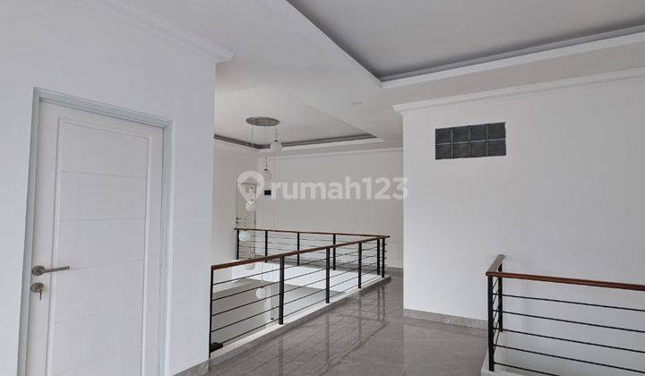 Rumah Menawan Tanah & Bangunan Luas Besar View Cantik Jual Cepat 2