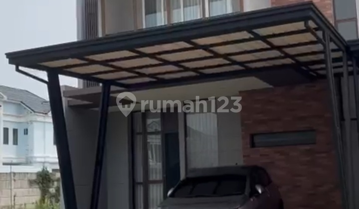 Rumah Brand New ,2 Lantai, Full Furnish Cluster Dakota Di Suvarna Sutera Mau Dijual Cepat
