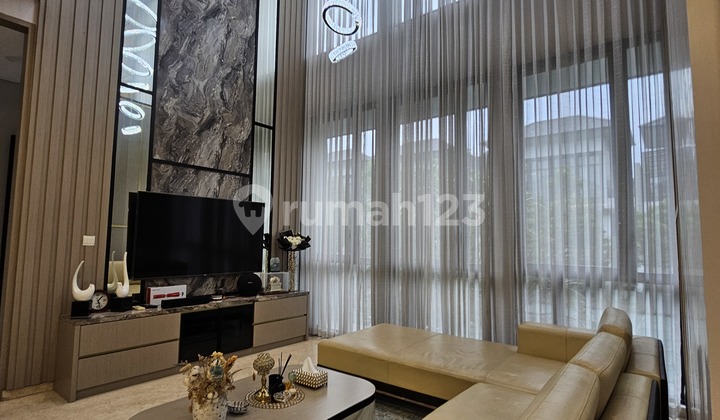 Hunian Exlusive Nava Park Dijual Dgn Furniture Ciamik, Siap Huni, Jarang Ada