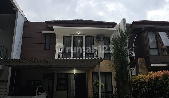 Rumah Siap Huni, Tidak Hadap Tetangga di Green Cove, Bsd
