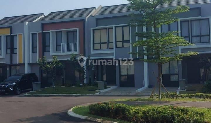 Rumah Siap Huni, Depan Taman Cluster Baroni, Symphonia Gading Serpong Baru 1