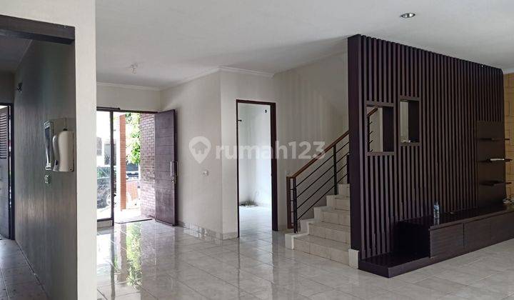 Disewakan Rumah Siap Huni Di Green Cove, Bsd 1