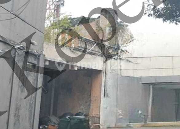 Lelang Rumah Hitung Tanah Di Lokasi Komersial Terusan Buah Batu