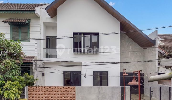 For Sale New House Arcamanik Free Kitchen Set