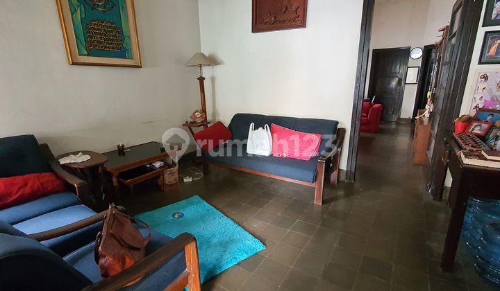 Rumah Belanda di Sayap Jalan Sunda Cocok untuk Ruang Usaha 2