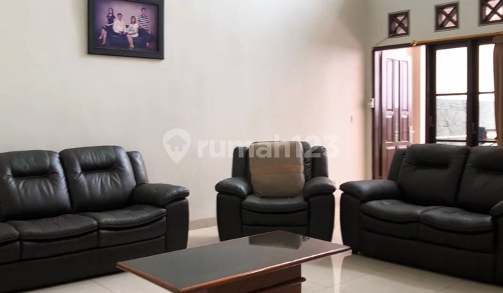 Dijual Rumah Komplek Istana Regency Pasteur Bandung Strategis 2