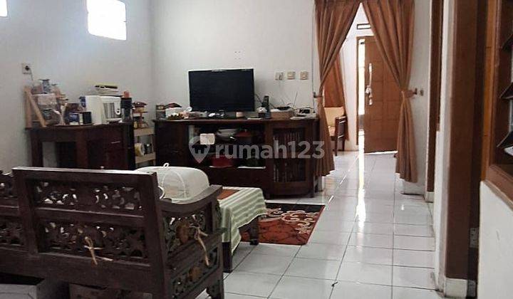 Dijual Rumah Disayap Tubagus Ismail Lokasi Cocok Kantor, Gudang 1