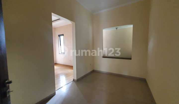 Disewakan Rumah Sarijadi Sarimadu Barat Bandung Utara  2