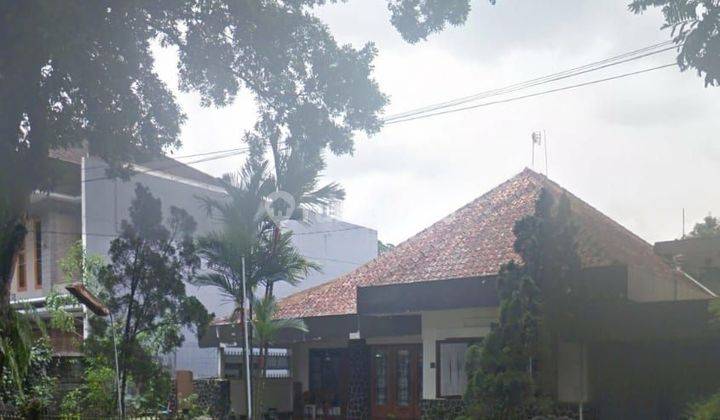 Dijual Rumah Belanda Sayap Riau Bandung 1