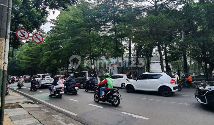 Dijual Rumah di Pusat Kota Bandung Jalan Merdeka Dago Bandung Dijual Rumah di Pusat Kota Bandung Jalan Merdeka Dago Bandung