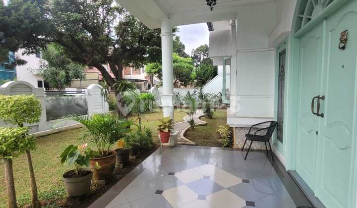 Family House for Sale in Pondok Kelapa, East Jakarta Family House for Sale in Pondok Kelapa, East Jakarta