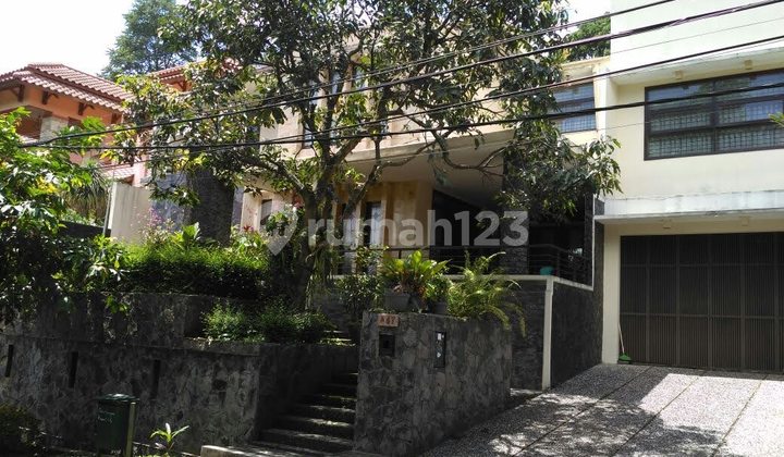 Dijual Rumah Parahyangan Rumah Villa Gegerkalong Bandung 2