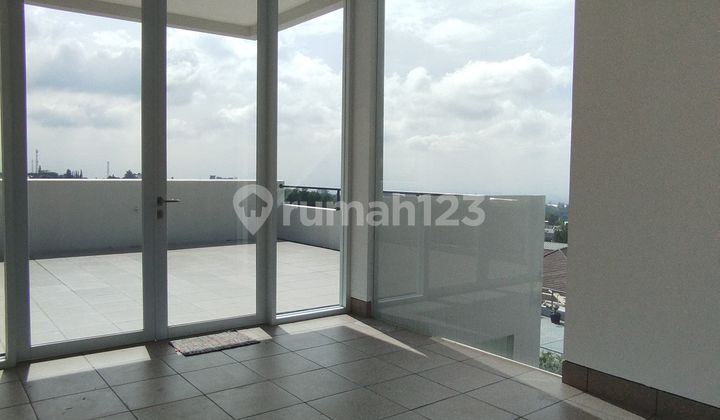 For Sale New Lux House With Rooftop Setiabudi Regency Bandung 2