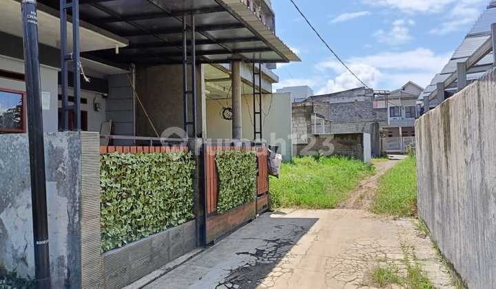 Quick Sale Ready-to-Occupy House in Cisasawi Cihanjuang 2