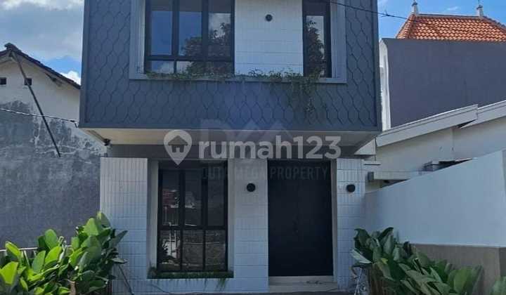 Rumah Brand New Design Minimalist Modern , Shm ,graha Raya Rapi .