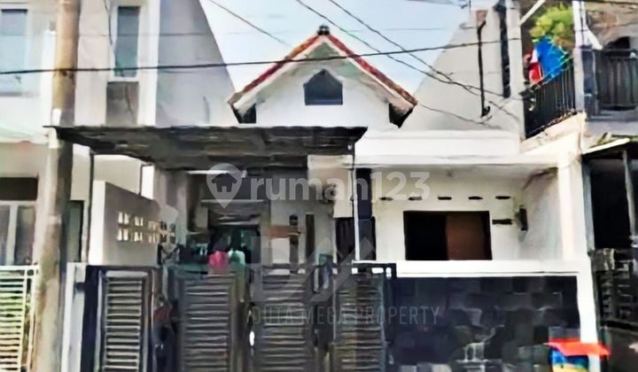 Rumah rapi apik satu lantai siap huni,dalam cluster, Graha Raya. 