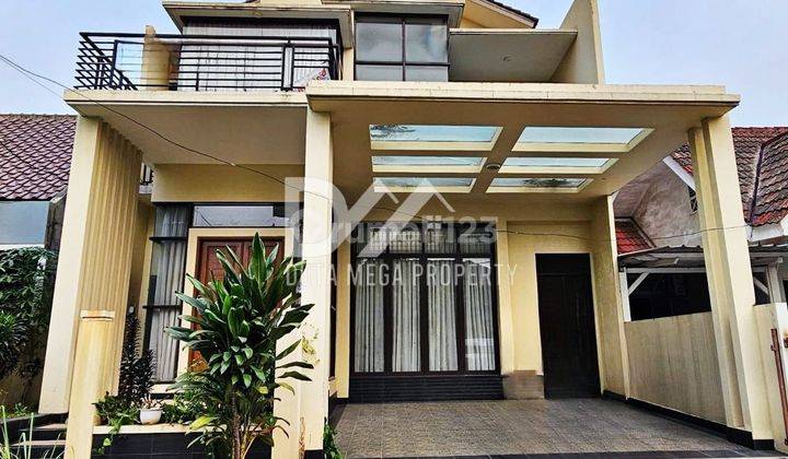 Rumah 2,5 Lantai SHM semi furnished,asri,nyaman,Utara, Nusa Loka  1