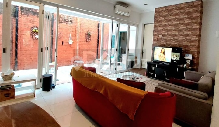 Aesthetic, Comfortable, Quiet Hook House in Emerald Bintarojaya Cluster Area 2