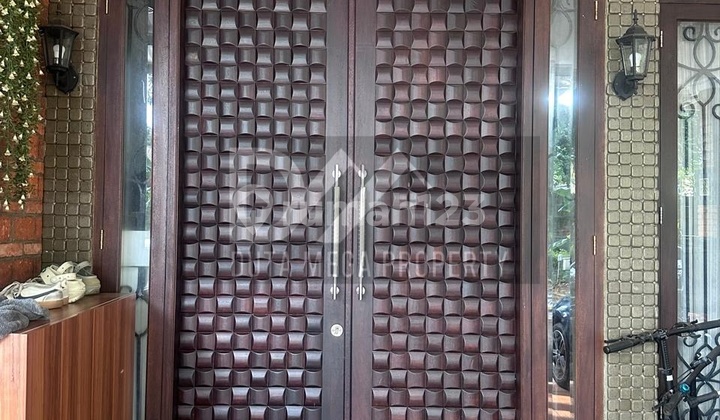 Rumah Bagus Shm Timur Semi Furnished Cluster Graharayabintarojaya 2