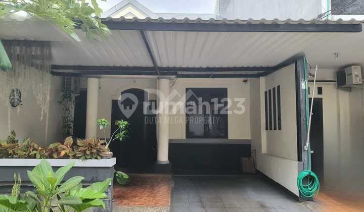 House, 1 Floor, SHM (Certificate of Ownership), in Graha Raya Bintaro, Neat and Well-Maintained, Ready to Occupy House, 1 Floor, SHM (Certificate of Ownership), in Graha Raya Bintaro, Neat and Well-Maintained, Ready to Occupy