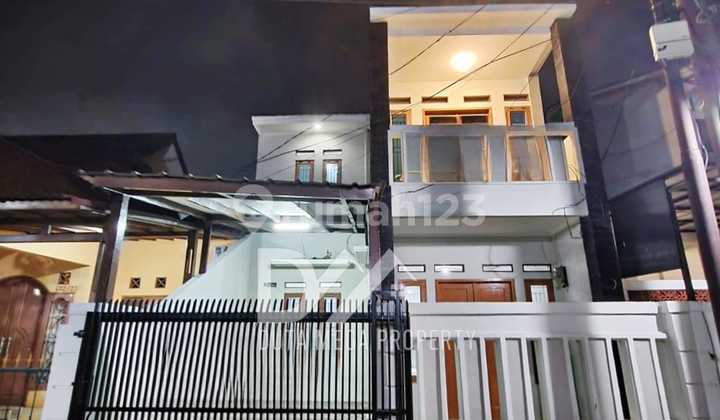 House, 2 Floors, SHM, Cluster Graha Bunga Graha Raya Bintaro