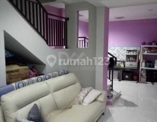 Beautiful Minimalist Modern House Inside the Secure and Lush Graharaya Cluster. 2