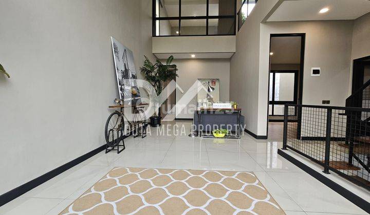 Rumah Cantik Bangunan Baru Modern, Shm , Siap Huni Versailles Bsd 2