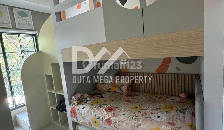 Rumah 2 Lantai Sudah Renovasi Shm Artistik Furnished Sekt 1.5 Bsd 2