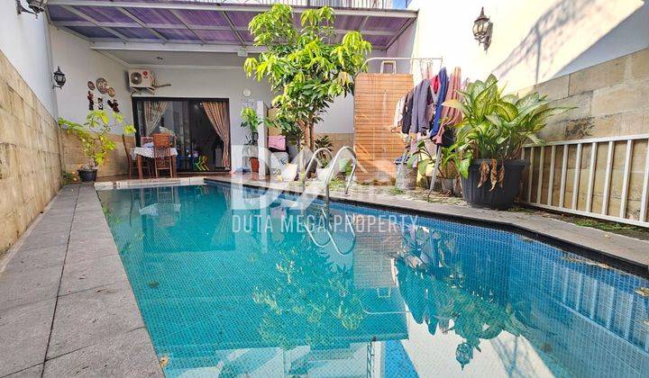 Rumah 2 Lantai Sudah Renovasi Ada Kolam Renang Mewah Asri Nyaman  1