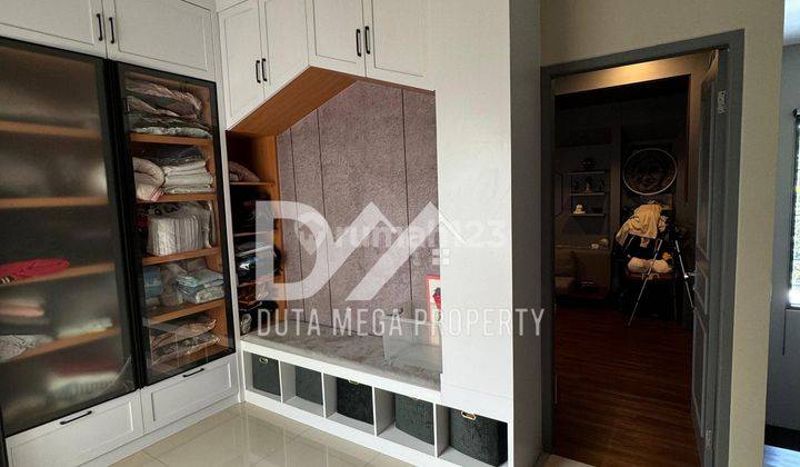 Rumah 2 Lantai Sudah Renovasi Shm Artistik Furnished Sekt 1.5 Bsd 2