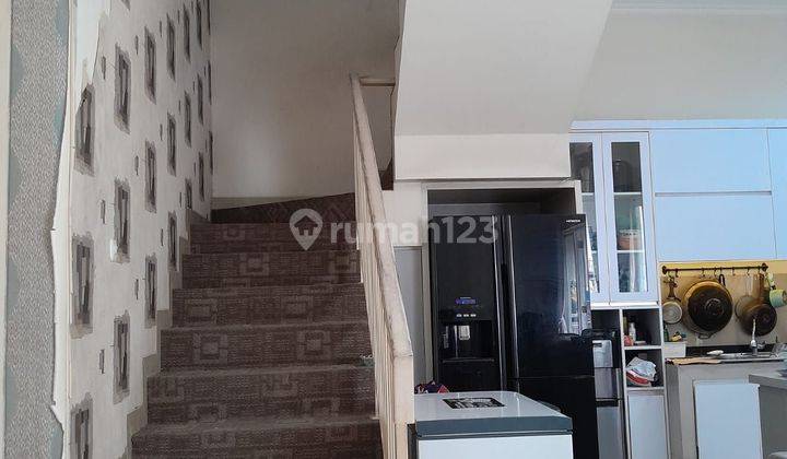 Rumah Shm 2 Lantai Di Latinos Bsd Dekat Pintu Toll 2