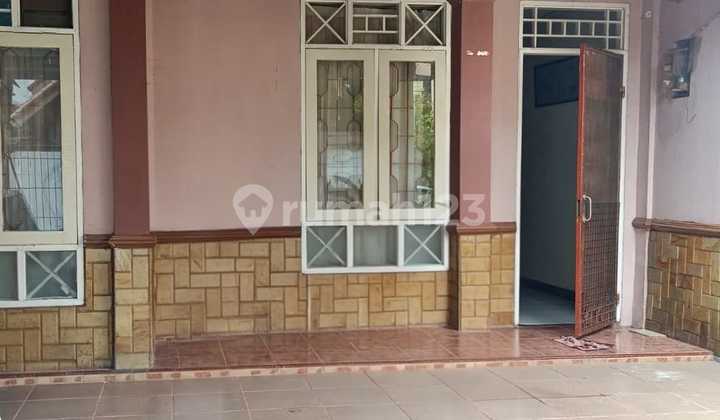 Price Drop on Graha Raya Tangsel Houses for Quick Sale