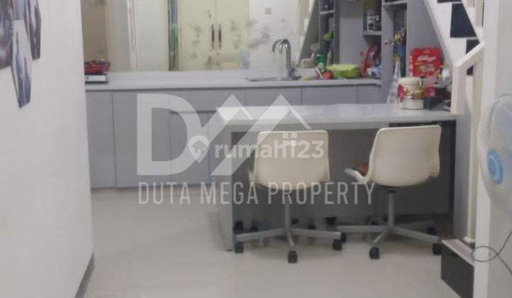 Rumah Cantik Terawat Perumahan Bunga Residence Dekat Graha Raya 2