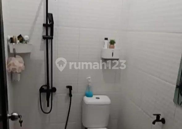 Corner House Well-Maintained in Graha Raya Tangsel, Eligible for Mortgage Financing 2